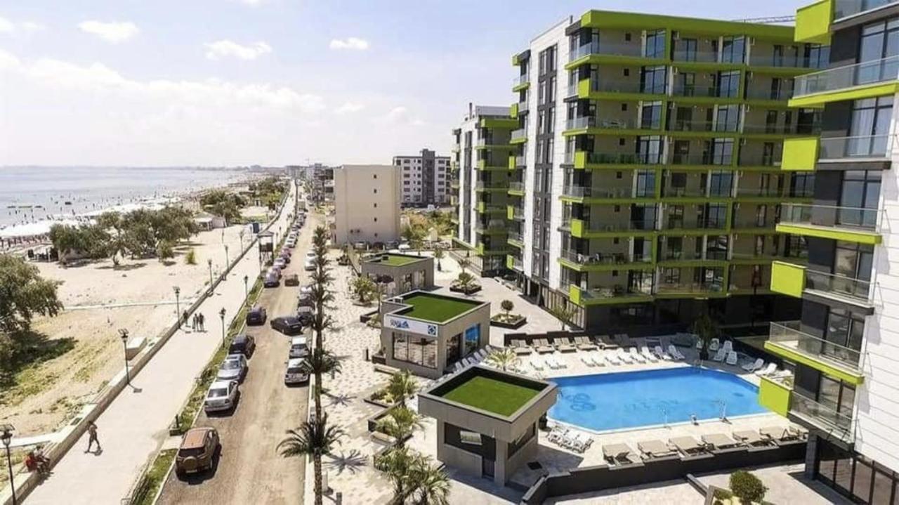 Apartament Rebeca Lux By Alezzi Beach Resort Năvodari Eksteriør billede