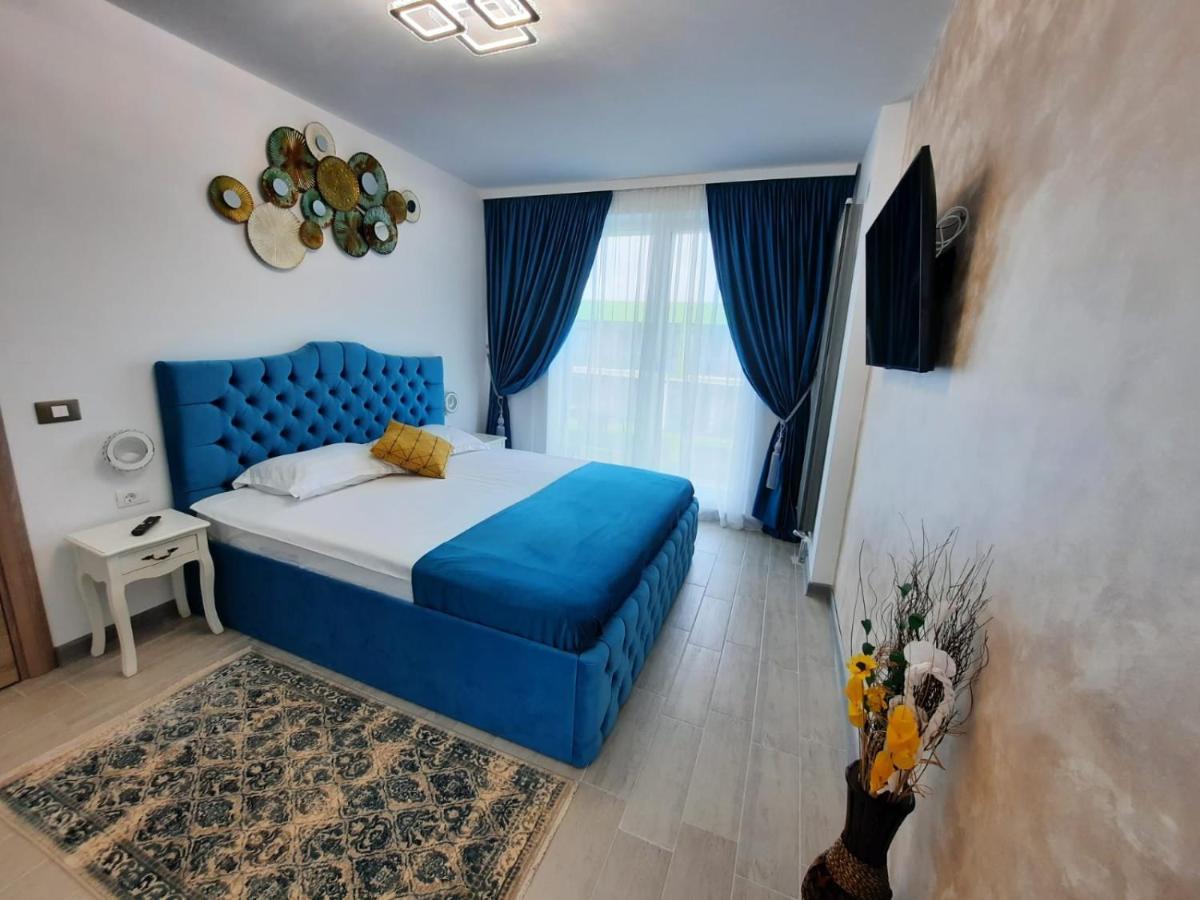 Apartament Rebeca Lux By Alezzi Beach Resort Năvodari Eksteriør billede