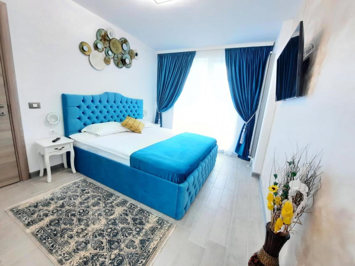Apartament Rebeca Lux By Alezzi Beach Resort Năvodari Eksteriør billede