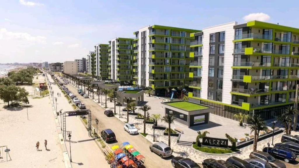 Apartament Rebeca Lux By Alezzi Beach Resort Năvodari Eksteriør billede